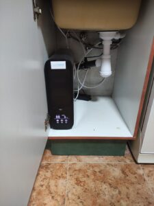 Waterhome A8-Black Instalada